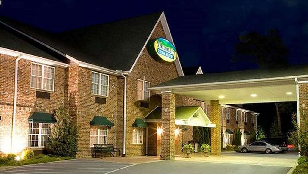 Mountain Inn & Suites Flat Rock Exteriér fotografie